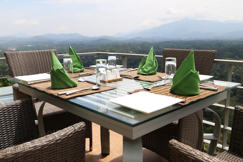 Sky Pavilion Kandy Exterior foto